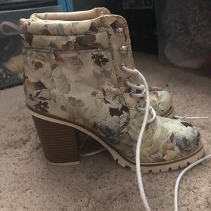 Floral heel boots